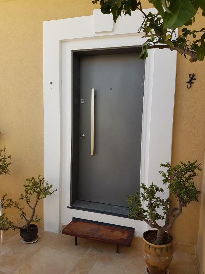 The Hbs Suite Ness Ziona Exterior photo